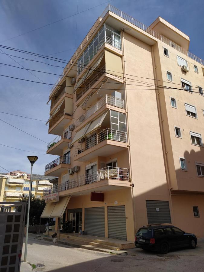 Sunny Apartament Saranda Buitenkant foto